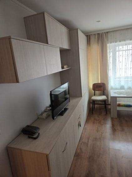 Apartament 3 camere decomandate zona Dacia