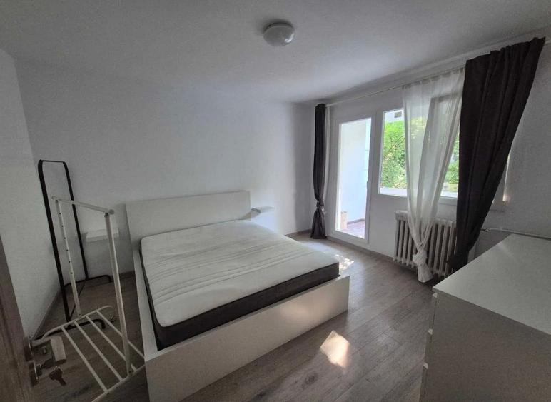 4 camere Politehnica