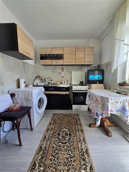 Apartament 3 camere, 2 bai, etaj intermediar- Nicolina - 2