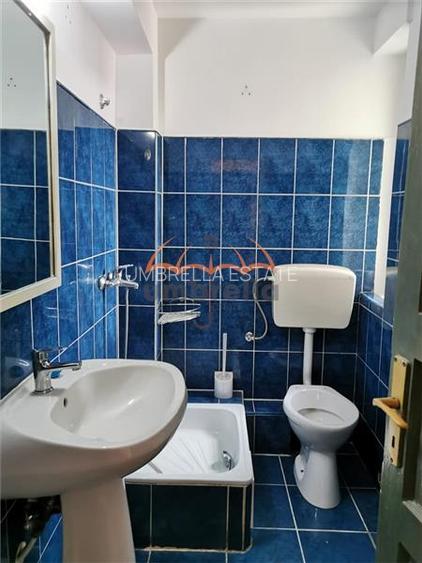 DE INCHIRIAT garsoniera , zona Plopilor Manastur, 27 mp, 250 euro - 2