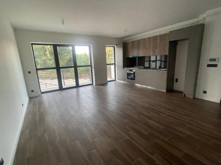 2 camere complex exclusivist, la 300m de Peles, 2025, 68mp, 2 terasa, centrala