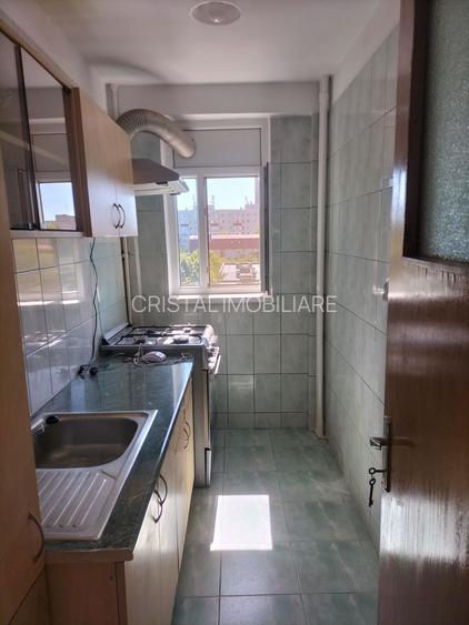 Apartament  Luminos 2 camere. Decomandat. Brancoveanu. - 3