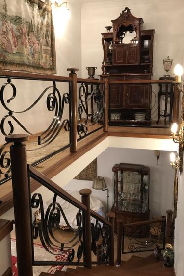 Conac neoromânesc în stil brâncovenesc | 600 mp utili | Domeniu de 2.400 mp