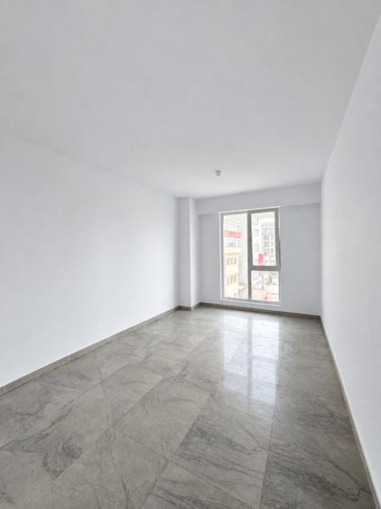 Apartament 3 camere, 75 mp, zona Promenada Mall