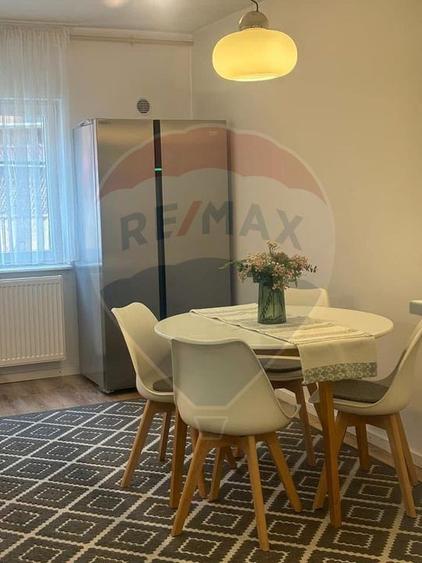 Apartament spațios cu 3 camere de închiriat – Baciu (zona Primăriei)