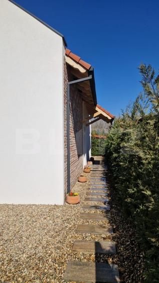 Casă tip duplex de vânzare în Păulești – 125 mp utili, 470 mp teren