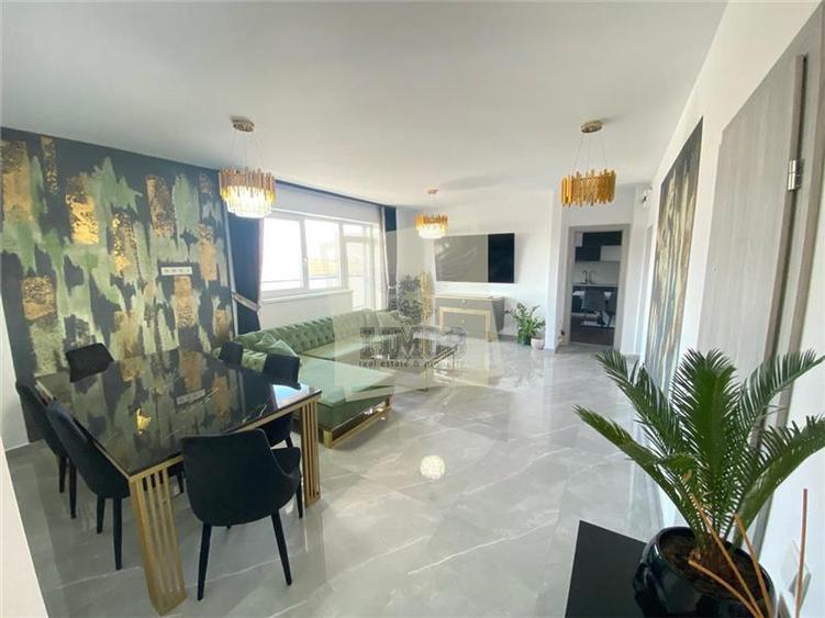 Penthouse de lux cu 3 camere 2 bai si terasa in Sibiu