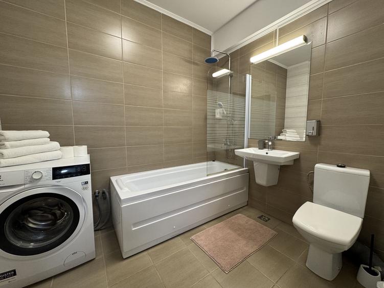 Apartament mobilat complet | Zona Palas | Terasa | Parcare privata