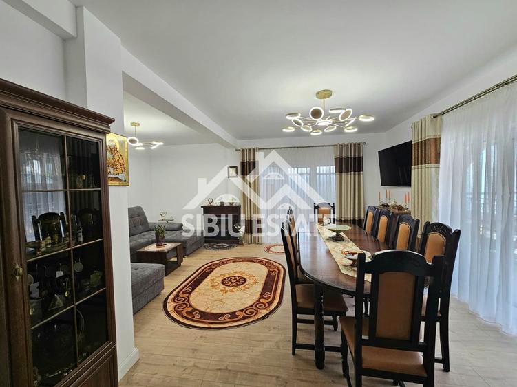 Casa 4 camere 3 bai Selimbar Brana
