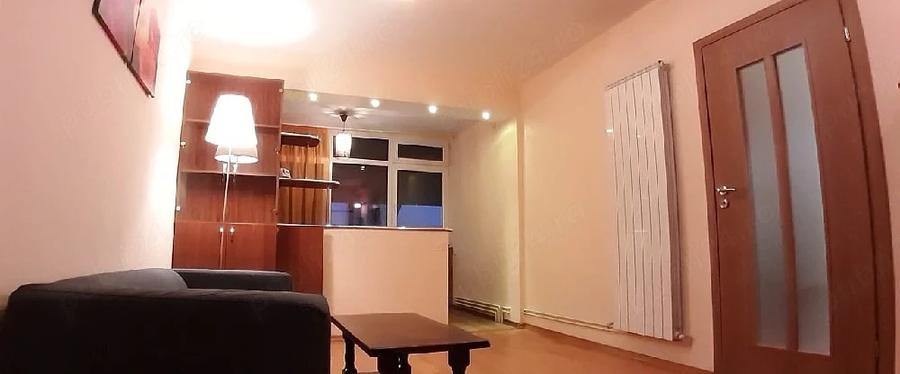 Apartament de 2 camere, 46 mp, metrou, centrala proprie, zona Jiului
