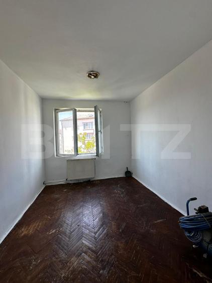 Apartament 4 camere, 2 băi, 2 balcoane – Etaj 3 – Sensul Vechi