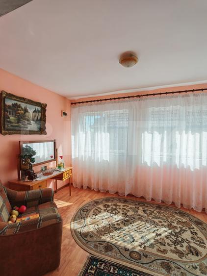 Casa 2 camere, 83 mp, 650 mp teren, in Moldovenesti
