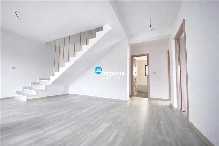 Casa P+M, 82 mp, placa, canalizare, asfalt, Ciurbesti Miroslava