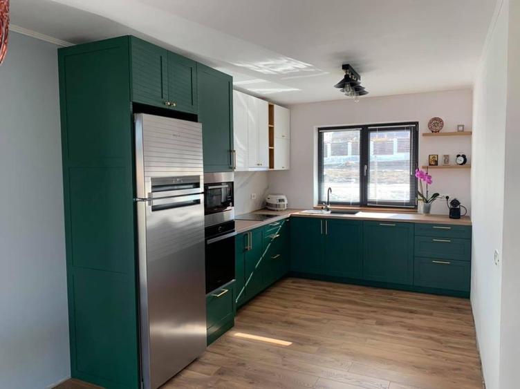 Casa noua 200mp cu teren 600mp finisata mobilata 250.000eur neg