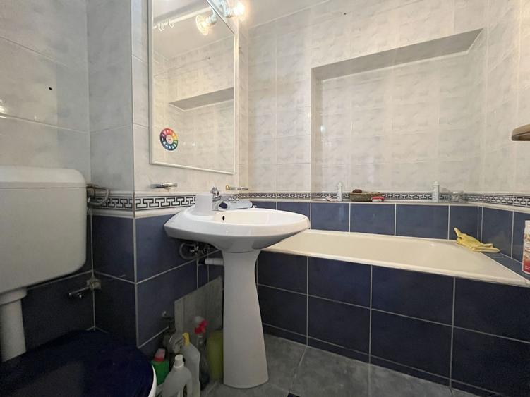 Apartament 4 camere, decomandat, 89 mp – Complex Studențesc
