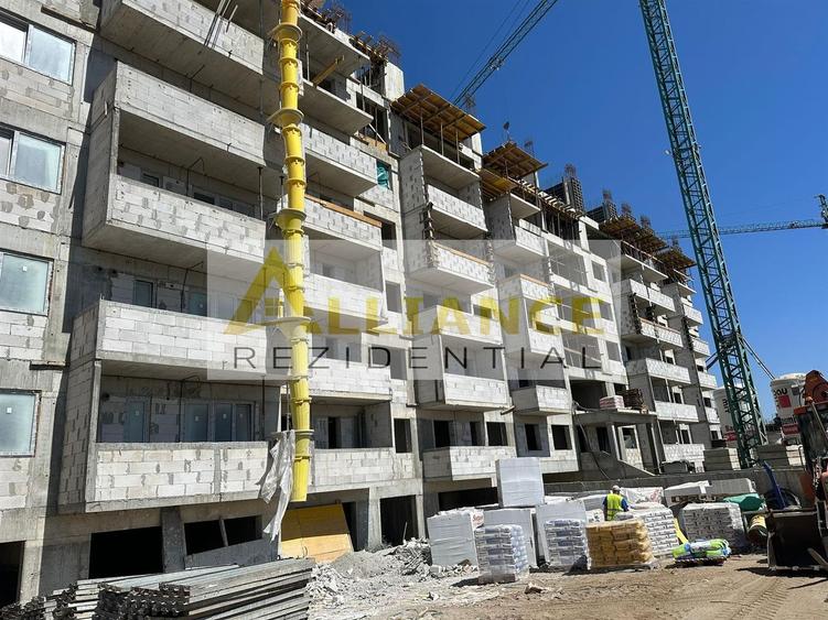 Young Residence 2 cam 64 mp la 10 min metrou