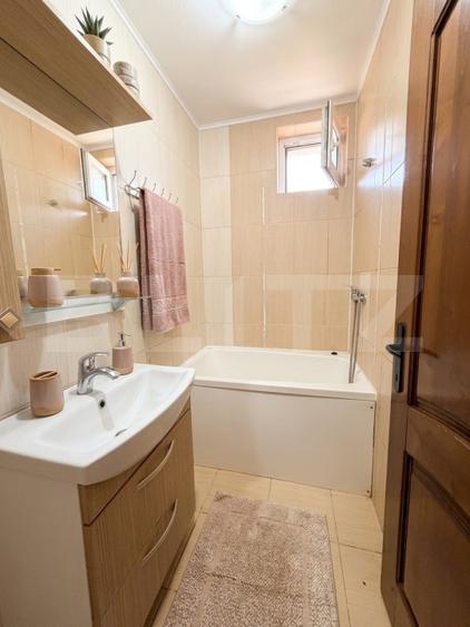 Casă individuală P+M cu livadă, 130 mp, zona Giarmata