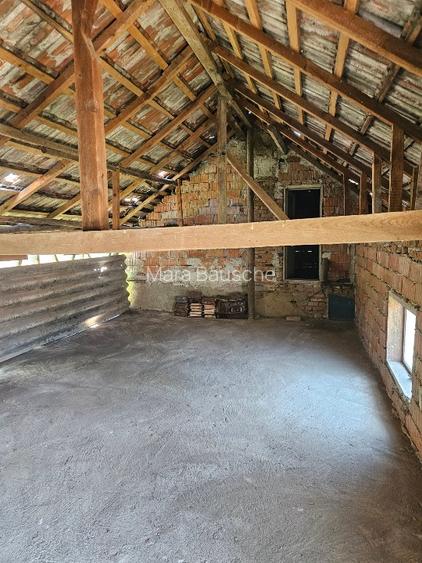 Casa locuibila 90 mp cu teren 1000 mp in Obobesti, Dambovita - 12