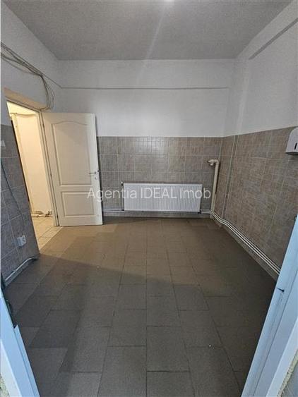 De vanzare Spatiu Comercial Str. Bicaz- 151 mp