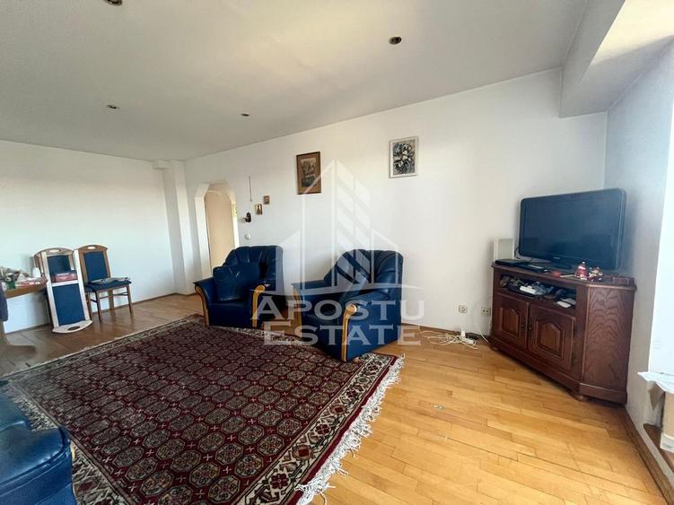 Apartament 4 camere de vanzare,decomandat,zona Fabric, Timisoara