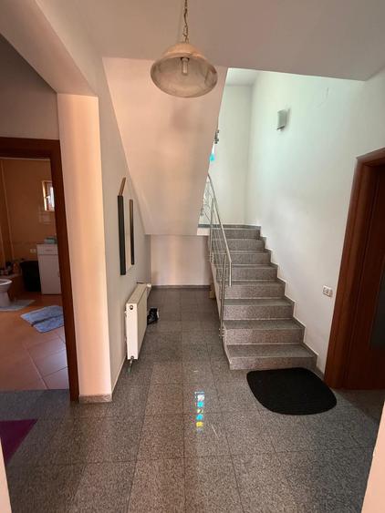 Casa de Vanzare - 5 camere - Chiajna