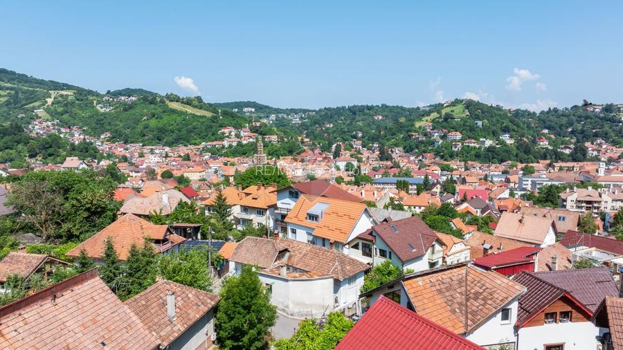 Comision 0%! Casă în Schei | Acces din 2 străzi + acces auto