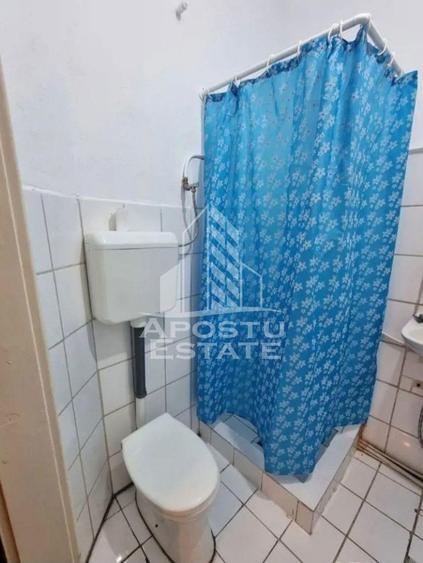 Apartament cu 1 camera, centrala proprie, parter, zona Balcescu