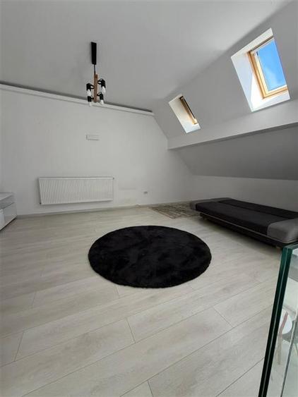 Apartament 3 Camere, Tractorul-Coresi