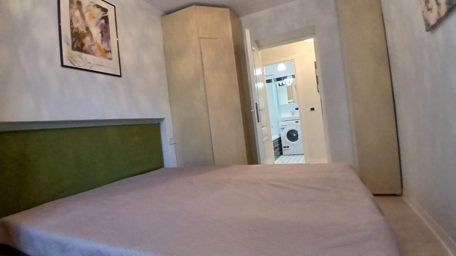 Apartament 2 camere, etaj 1, balcon, loc de parcare
