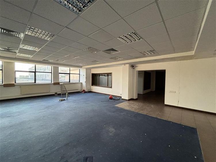 Inchiriere spatiu comercial/birouri Ghencea - Drumul Taberei, Bucuresti