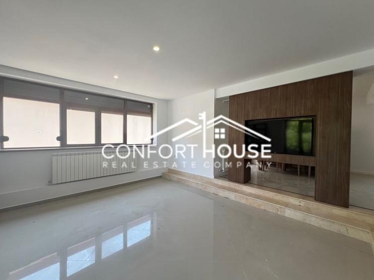 Vila D+P+E+M, 9 camere, 722mp teren, Iancu Nicolae -Cambridge School
