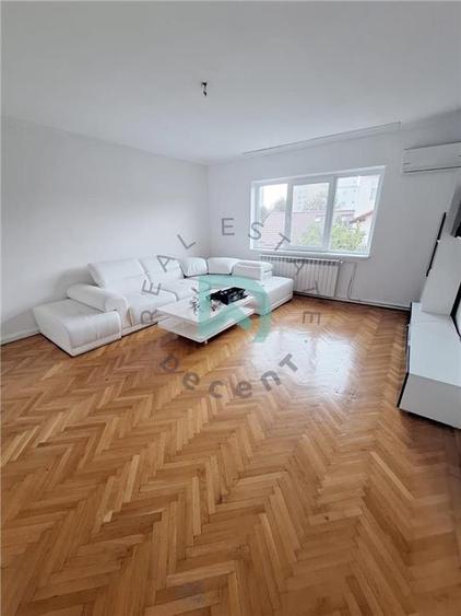 Apartament 3 camere spatios, etaj 1, zona Grivitei, cu garaj, beci si terasa