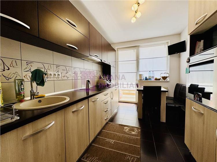 Apartament 3 camere de inchiriat | 2 bai | pivnita | Strand 2 |