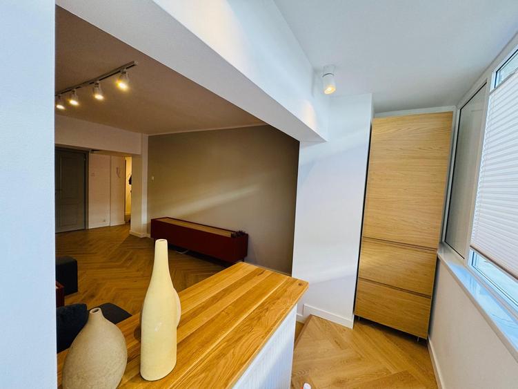 Apartament 3 camere Victoriei / Renovat complet / Metrou