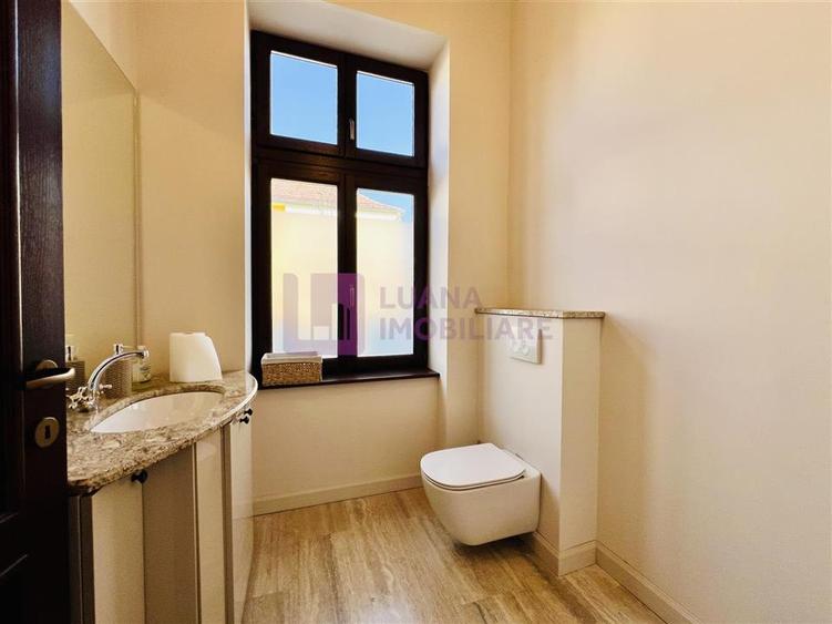 Spatiu de birouri | zona centrala, Noica | 150 mp | Office building | parcare