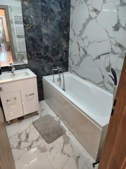 Vanzare apartament 3 camere 87,7 mp, 2 băi, parcare privată, etaj 1, bloc 2022