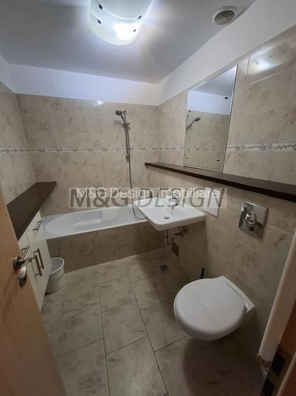 Aradului, 3 camere decomandat, 2 bai