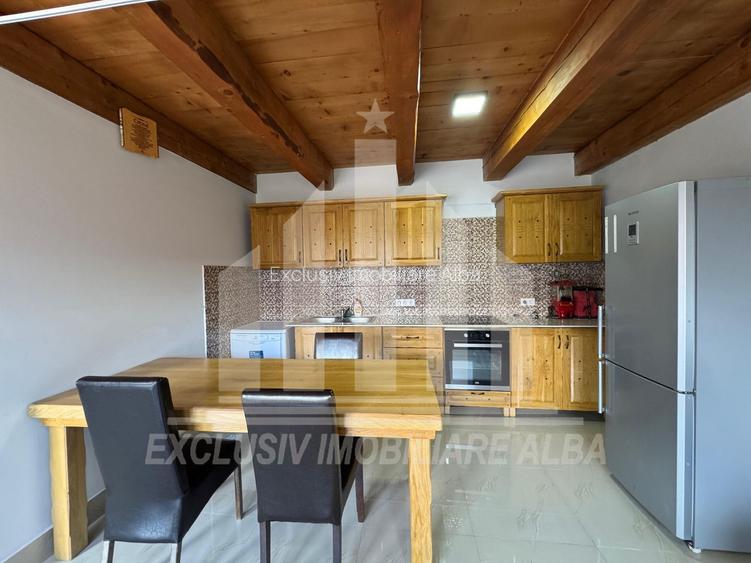 Casa individuala | De vanzare | 200 mp | 430 mp teren | Cetate - 3