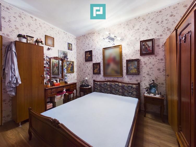 Casă cu teren de 1246 mp în Pârneava