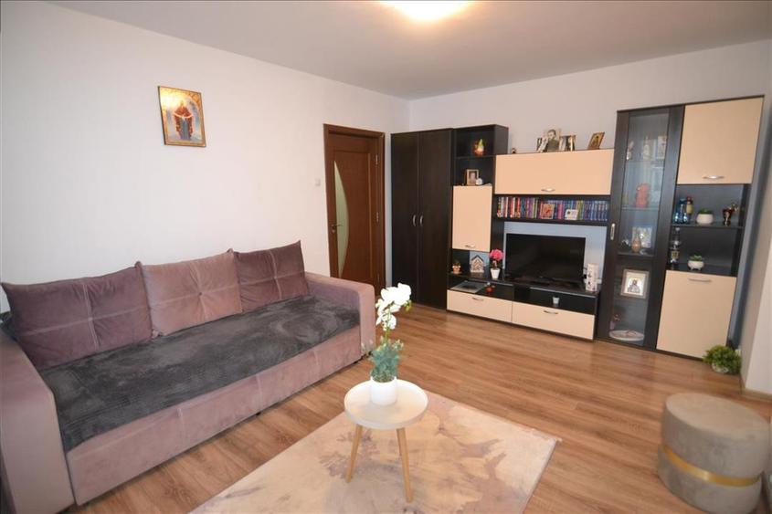 Apartament 2 camere  mobilat utilat complet ,parcare Astra - Saturn ( Ardealul)