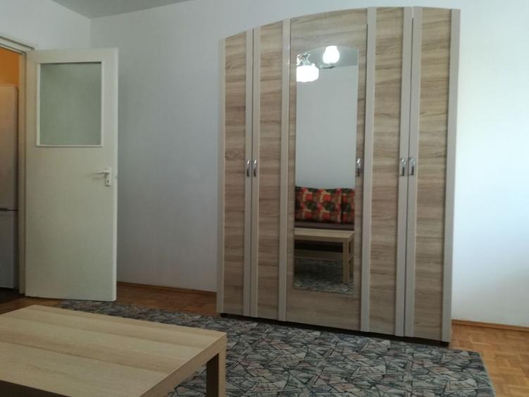 Garsoniera strada Detunata, zona Iulius Mall