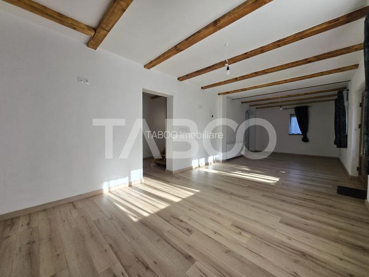 Casa de vacanta noua de vanzare 278 mp curte 855mp Valea Avrigului - 16