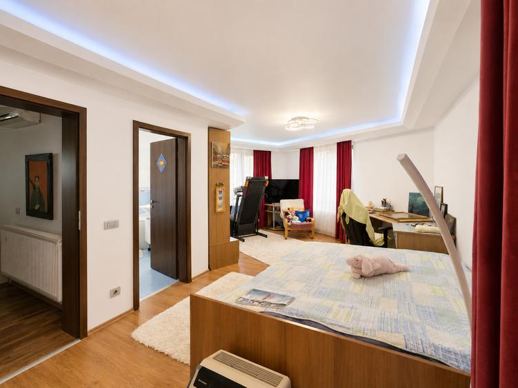 Family Villa lângă Pădure & Lac | 7 Camere | Corbeanca