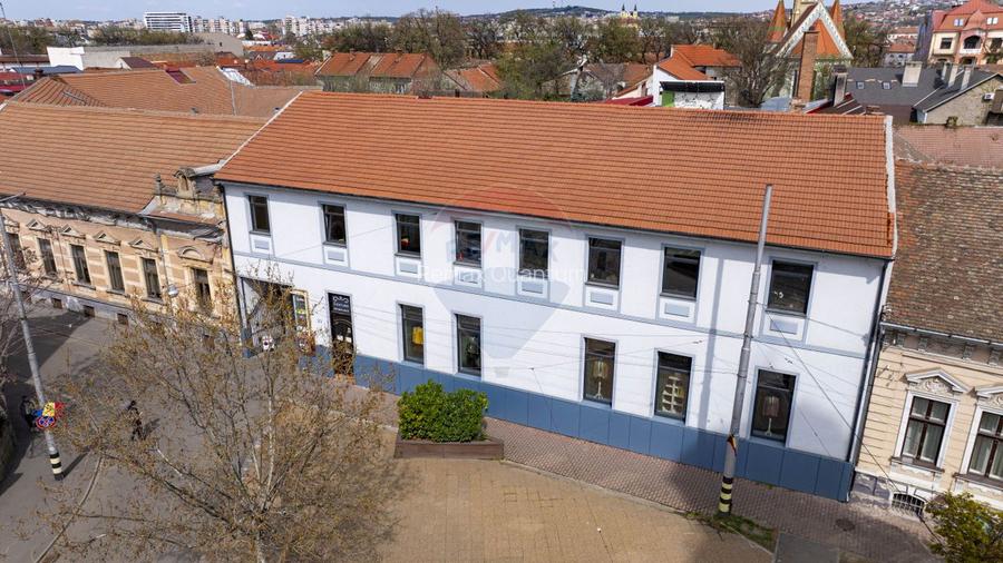 Clădire comercială de vânzare, 2240mp, Ultracentral, str Primăriei - 3