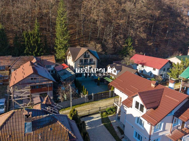 Pensiune/Vilă de vânzare în Bran | 8 camere | 180 mp