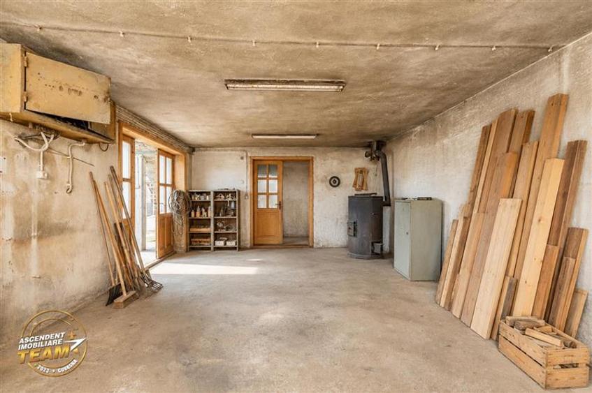 Ansamblu: Casa + atelier + sura + 1.123mp teren, Sat Lunga, Covasna