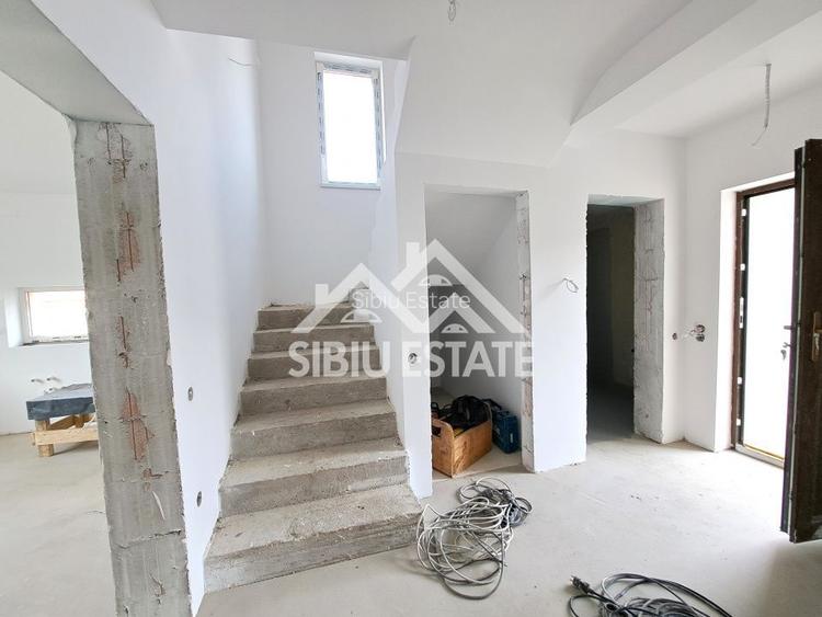 Casa Selimbar 4 camere, 2 bai, terasa, curte si magazie - 3