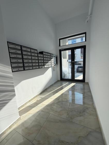 Inchiriez apartament 2 camere, str. Tibles 20A, bloc nou Otopeni
