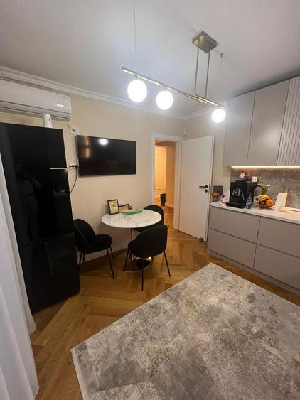 3 CAM MOBILAT SI UTILAT ULTRAMODERN CU TERASA ZONA TRAPEZULUI