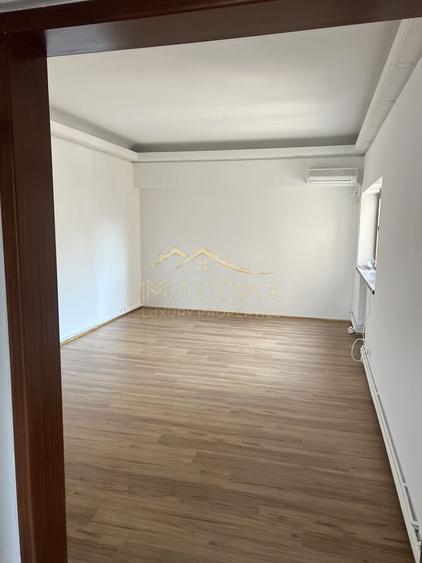 Inchiriere 4 camere P ta Romana/130 mp/Ultracentral/Nemobilat